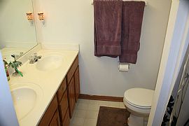 3 Bed 2 Bath Near Offutt Afb in Bellevue, NE (Photo 2 of 12)