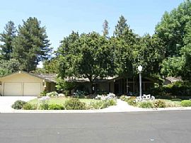 Outstanding Custom 4 Bedroom 2.25 Bath Home! in Fresno, CA