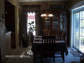 Well Kept 2 Bedroom Home in Blackberry Knoll in Oswego, IL (Photo 6 of 12)