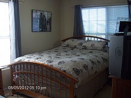 Well Kept 2 Bedroom Home in Blackberry Knoll in Oswego, IL (Photo 7 of 12)