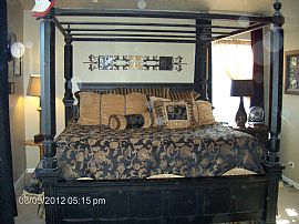 Well Kept 2 Bedroom Home in Blackberry Knoll in Oswego, IL (Photo 9 of 12)