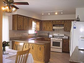 Great Home Rent Reduced By $200 in Naperville, IL (Photo 2 of 9)