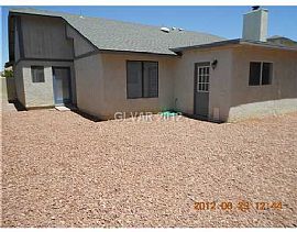 Home For Rent with a Community Pool!! in Henderson, NV (Photo 8 of 9)