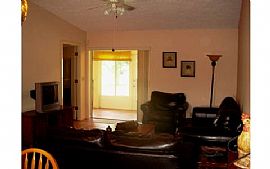 Furnished 2/2 Duplex! in Lake Placid, FL (Photo 2 of 5)