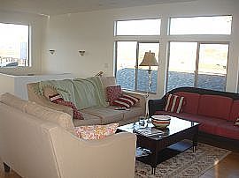 Fully Furnished 4 Bedroom Beach Home in Oxnard, CA