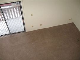 1 Bedroom 1.6 Bath Xl Loft New Carpeting in Grand Rapids, MI (Photo 4 of 4)