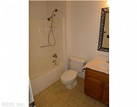 Lovely 3 Bedroom 2 Bath Single Family Home in Newport News, VA (Photo 4 of 5)