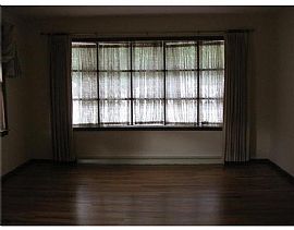 Beautiful Single Family Home in Mishawaka, IN (Photo 2 of 5)