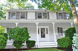 Easy Access to 495 and 93 ! in Tewksbury, MA