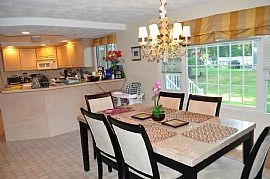 Easy Access to 495 and 93 ! in Tewksbury, MA (Photo 2 of 12)