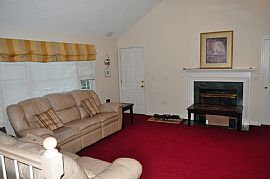 Easy Access to 495 and 93 ! in Tewksbury, MA (Photo 5 of 12)