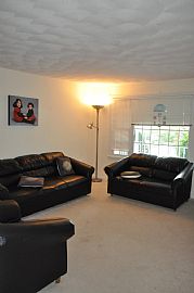 Easy Access to 495 and 93 ! in Tewksbury, MA (Photo 9 of 12)