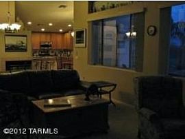 4br/2+1ba Single Family House - Tucson in Tucson, AZ (Photo 8 of 10)