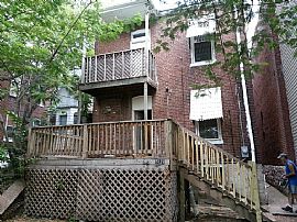 3 Bedroom 2 Bath City Living!! in Saint Louis, MO (Photo 4 of 4)