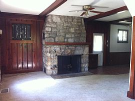 This Is An Absolute Must See That Will Not Last Long!!  in Saint Louis, MO (Photo 2 of 10)