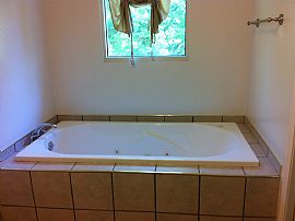 This Is An Absolute Must See That Will Not Last Long!!  in Saint Louis, MO (Photo 6 of 10)