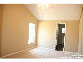 4 Bedroom Family House Available in San Antonio, TX (Photo 3 of 8)