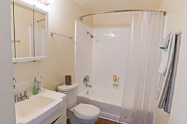 3 Bedroom in Oxnard, CA (Photo 3 of 5)