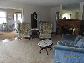 Lakefront Living - 3 Bedroom Flat in Averill Park, NY (Photo 12 of 12)