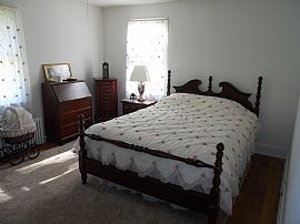 Lakefront Living - 3 Bedroom Flat in Averill Park, NY (Photo 3 of 12)