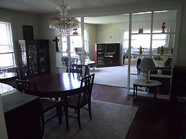 Lakefront Living - 3 Bedroom Flat in Averill Park, NY (Photo 4 of 12)