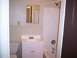 Intown Living 5 Bedroon /2 Bath in Atlanta, GA (Photo 5 of 6)