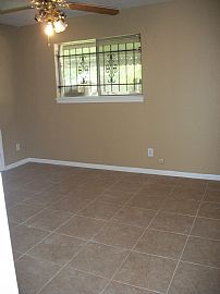 Newly Renovated Home For Rent!! in Houston, TX (Photo 6 of 9)