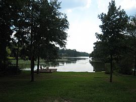Lakefront Property in Elkins Lake in Huntsville, TX