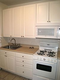 Great One Bedroom Apartment!! Must See! in Saint Louis, MO (Photo 3 of 4)