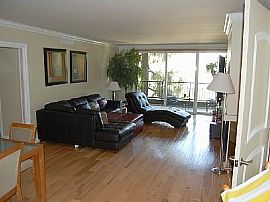 Furnished 1 Bedroom Apartment For Rent at Beach Front in Miami Beach, FL