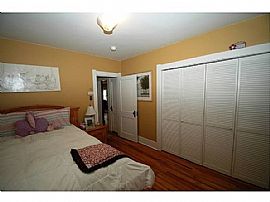 Beautiful Home in Denver, CO (Photo 10 of 12)