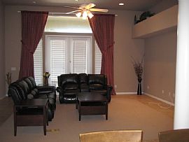 Single Family Home Furnished 4 Bedrm, 3 Baths in Phoenix, AZ (Photo 4 of 9)