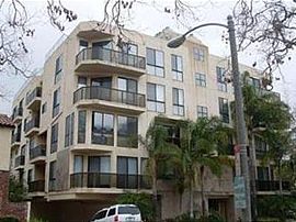 1bd Condo in The Heart of Beverly Hills in Beverly Hills, CA (Photo 3 of 8)