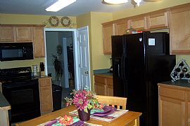 Great 4brm Home in Grayson School District in Loganville, GA (Photo 5 of 12)