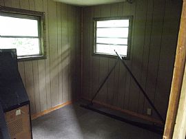 1 Bedroom Mobile Home  in Radcliff, KY (Photo 4 of 5)