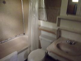 1 Bedroom Mobile Home  in Radcliff, KY (Photo 5 of 5)