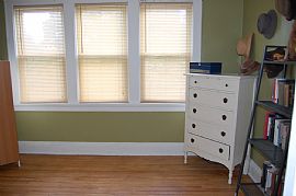 Available Immediately -Charming 2+bedroom Home, Huge Garage in Saint Paul, MN (Photo 10 of 11)