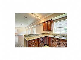 A Brand New Home For Rent in Los Angeles, CA (Photo 8 of 12)