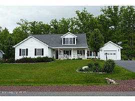 Adorable Home For Rent in White Haven, PA