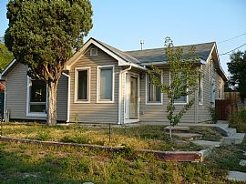 2br Home Great Location! in Lakewood, CO