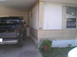 2/1-$499-912 Maplewood St, Tavares, Fl. 32778-Call-352-669-2253 in Tavares, FL (Photo 2 of 3)