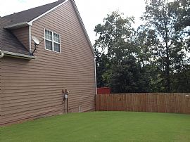 4-Bedroom/2.5 Bathrooms Single-Family Home W/basement in Dacula, GA (Photo 3 of 10)