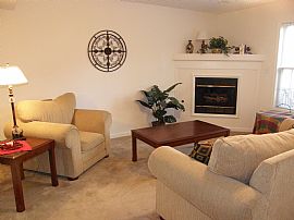 Link Road Furnished Corporate Townhomes and Apartments in Lynchburg, VA (Photo 4 of 10)