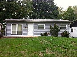 3 Bedroom Home Available! in Saint Louis, MO