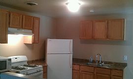 Beautiful 4 Bedroom!! in Saint Louis, MO (Photo 2 of 4)