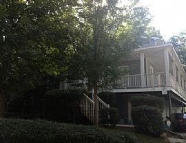 Spacious 4 Bedroom Duplex in Atlanta, GA