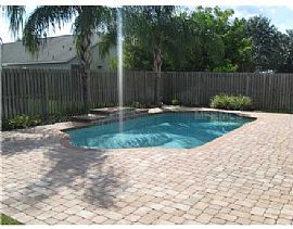 A Conducive 3 Bedroom in Tampa,Fl in Tampa, FL (Photo 2 of 6)