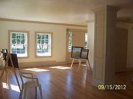 Historical Federal Style House  in South Chelmsford, MA (Photo 3 of 5)