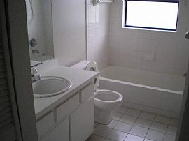 1/1-Home-$399-5945 Nw 15 St,Ocala,Fl.34482-Call-352-669-2253 in Ocala, FL (Photo 3 of 5)