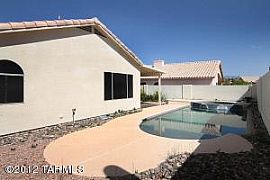 Large 3/2 with Pool and Spa! in Tucson, AZ (Photo 10 of 10)